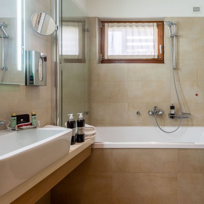 Bagno con vasca camere suite