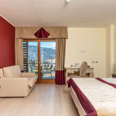 Camera matrimoniale belvedere con vista hotel trento