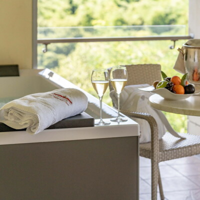 Hotel trento aperitivo in camera con idromassaggio privato