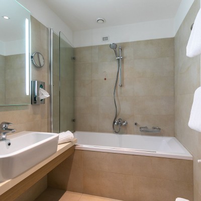 Hotel trento camere con vasca da bagno