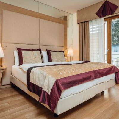 Suite belvedere letto queen size con vista sul giardino