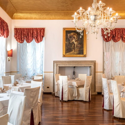 Ristorante elegante a trento con caminetto