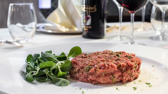 Secondo - tartare di manzo