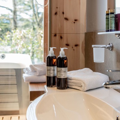 Camera con doppio bagno e sauna privata