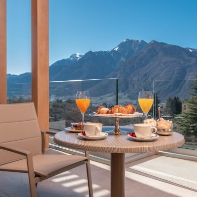 Suite colazione con vista panoramica in camera trento