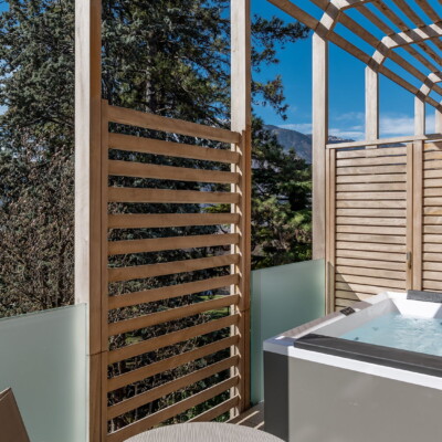 Matrimoniale con vasca idromassaggio esterna Garden